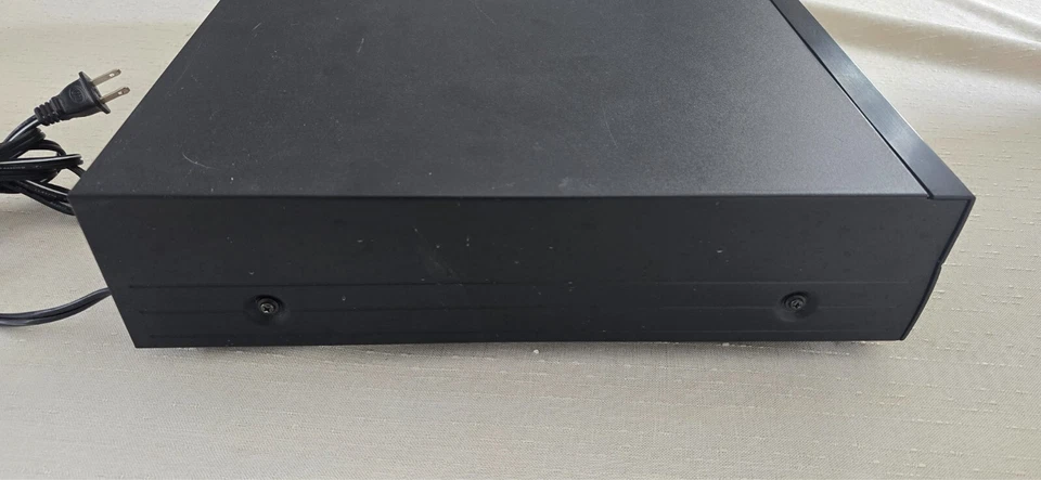 Yamaha CDC-501 5-Disc CD Changer - Tested & Working - Auto Play & Skip - Image 4 of 4