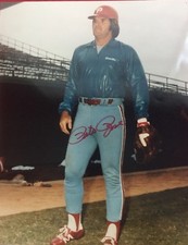 PETE ROSE 1980 PHILADELPHIA PHILLIES SIGNED AUTOGRAPHED 8X10 BASEBALLS HIT KING 