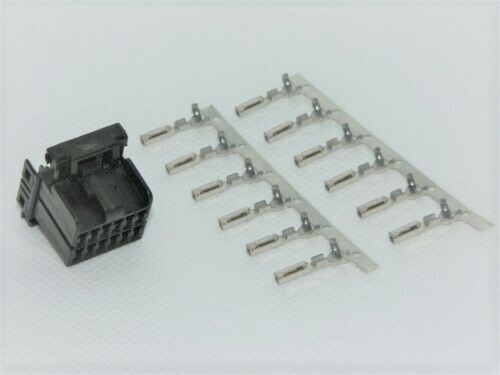 バッグ17 AMP 12 Wire 040 Series Male Connector & Terminals 174045-2 for