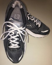 brooks beast 13 mens yellow