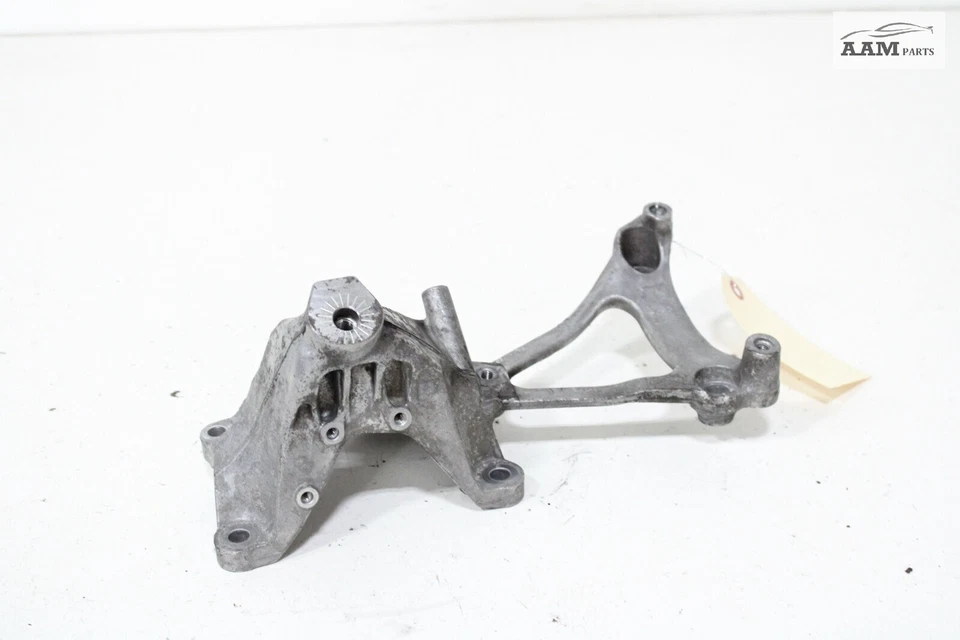 2017-2019 AUDI Q7 QUATTRO 4M ENGINE MOTOR LEFT MOUNT SUPPORT BRACKET HOLDER OEM - Image 2 of 4