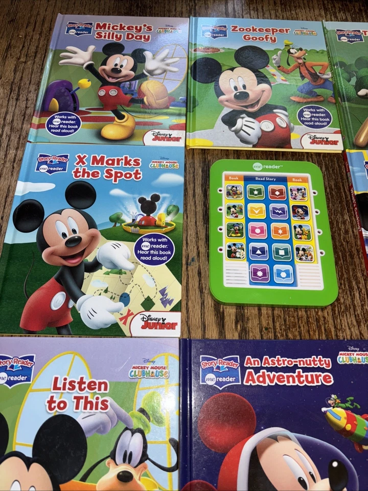 Disney Mickey Mouse Clubhouse Electronic Me Reader lector de cuentos y 8 libros funciona Foto 2 de 4