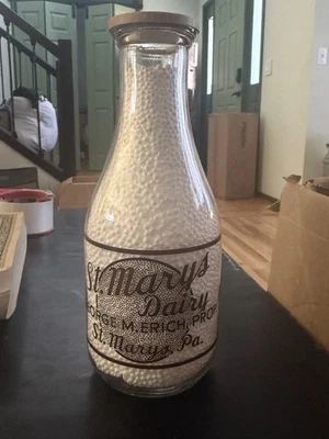 ST MARY'S DAIRY PENNSYLVANIA GEORGE M . ERICH, PROP QT ROUND PYRO MILK BOTTLE - Image 1 of 4