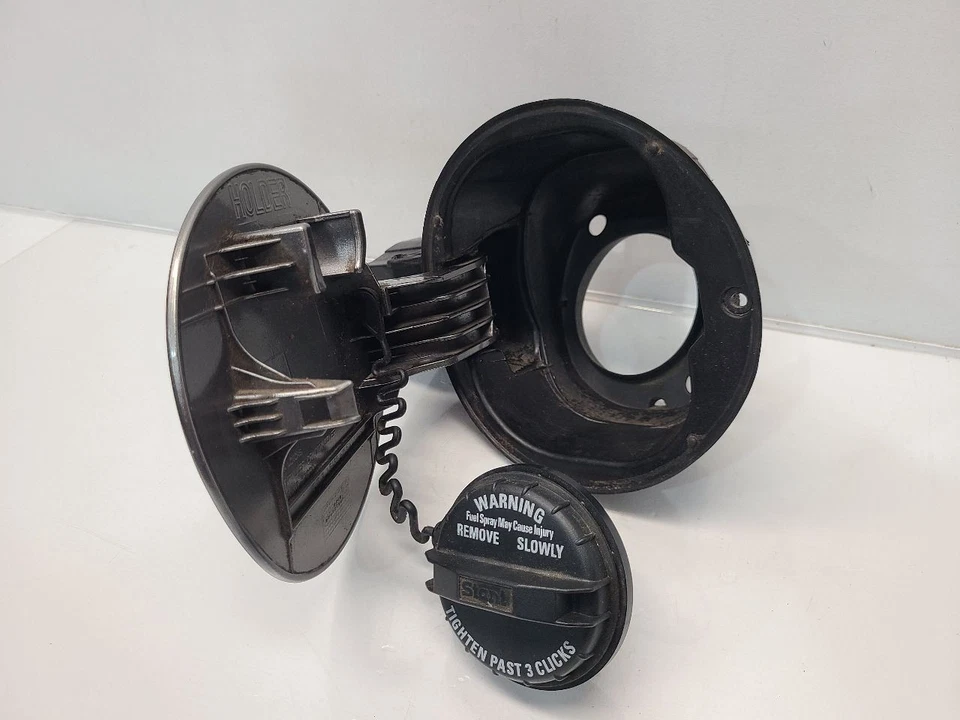 Kia Sorento LX 2014 puerta de llenado de combustible con tapa Foto 3 de 4