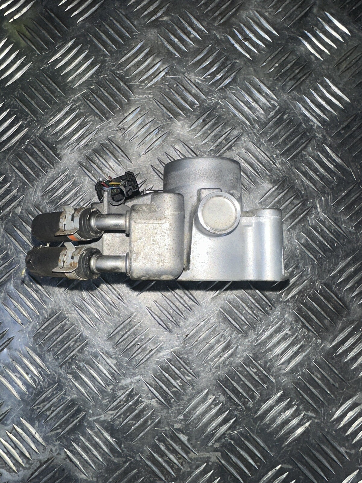 Picture 2 of 4