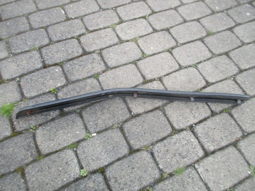 BMW Original 518-M5 Stoßstange vorne Gummileiste Rechts Beifahrerseite