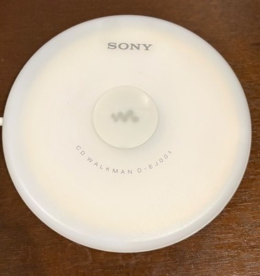 Sony Walkman D-EJ001 Frost White Portable CD Player G- (Read Description)