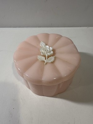 Vintage Soft Pink Plastic Hinged Powder Floral Accent Vanity Box - Menda Co. Pas