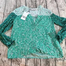 Zara Green and White Floral Boho Hippie Peasant Blouse NWT Size Small