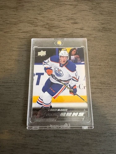 2015-16 Upper Deck - Young Guns Connor McDavid #201 (RC)