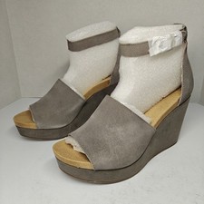 Size 9 Lucky Brand Women's Lk yemisa Gray