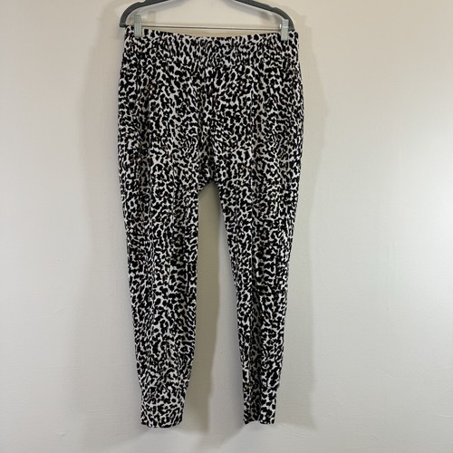 CAbi Women's Pull On Jogger Size M Pivot Spotted Leopard With Pockets #5680