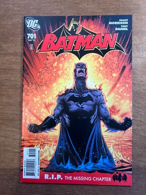 Batman 701 DC Comic RIP The Missing Chapter Pt 1 Grant Morrison Tony Daniel 2010