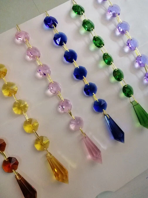 Juego de 10 prismas de lámpara de cristal transparente con forma de árbol de Navidad de 38 mm Foto 4 de 4