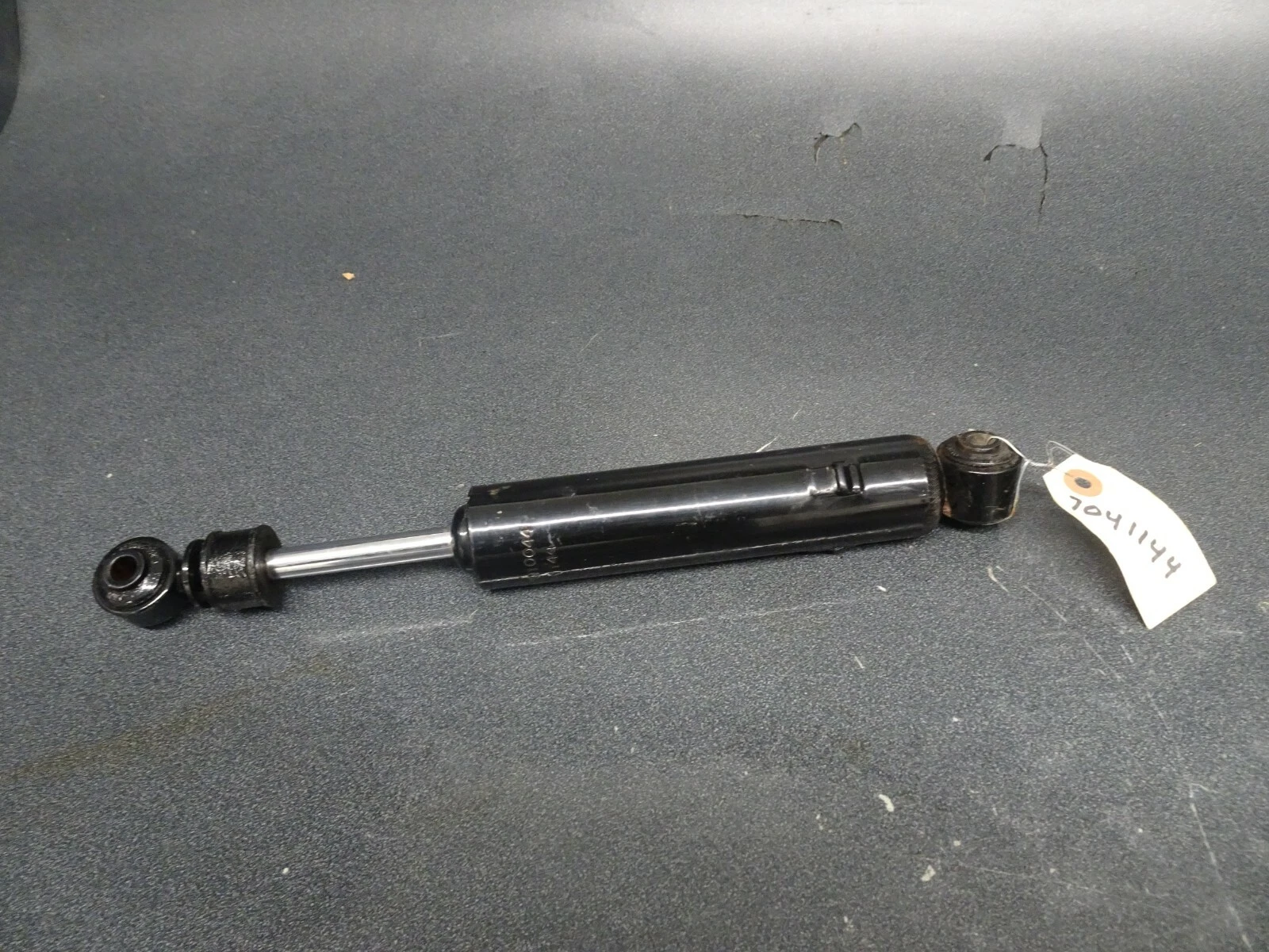 NOS OEM Polaris Front Shock Suspension 1985-93 Classic 400/600 Trail #7041143