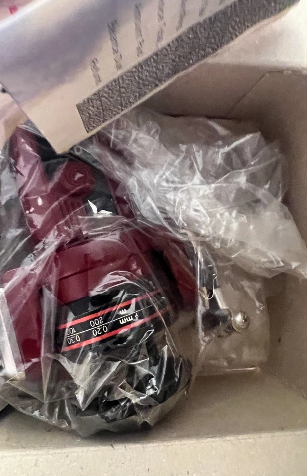 Eagle Claw Red Wing 5520 Spinning Reel – Vintage NIB Old stock with Paperwork - Image 2 of 4