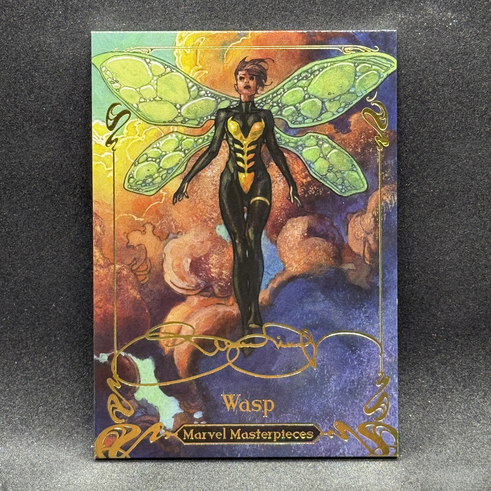 Wasp GOLD FOIL SIGNATURE SERIES 2018 Upper Deck Marvel Masterpieces #37