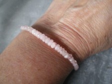 Morganite graduated slider bracelet, 12 carats, 0.95 grams 925 Sterling Silver