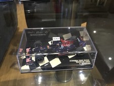Minichamps Scuderia Toro Rosso Showcar 2009 S. Bourdais