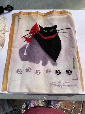 Vintage Needlepoint Black Fat Cat Suzy Girard Unfinished 16 x 17 Paw Print Wool