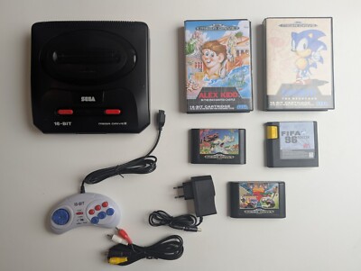 Sega Mega Drive 2 Konsole + 7 Spiele (Alex Kidd in the Enchanted Castle, Soni..)
