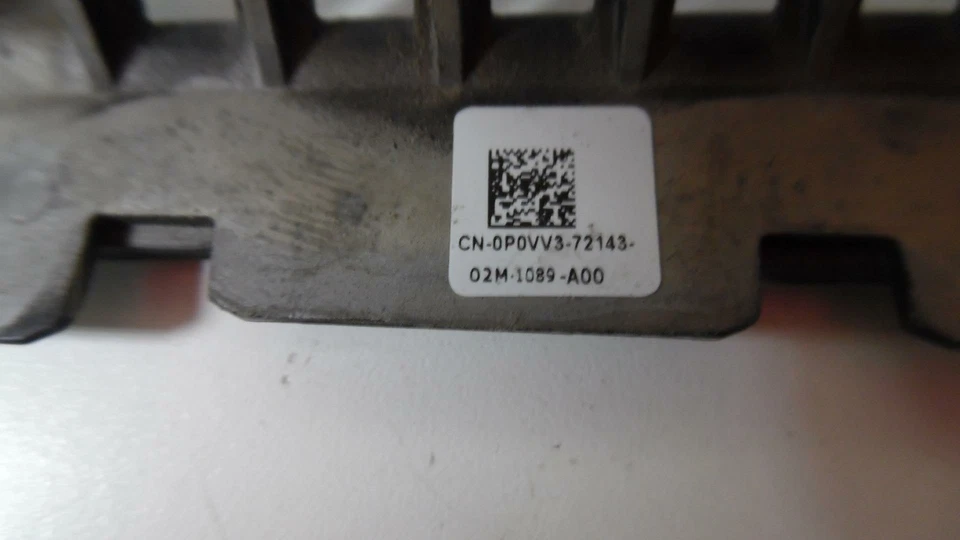 Juego de cubiertas de ventilación izquierda/derecha Alienware M15x 15,6" - 0K42HN 0P0VV3 Foto 3 de 4