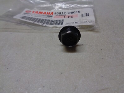 Z88 Yamaha 95817-08016 Flange Bolt OEM Factory Motorcycle Parts