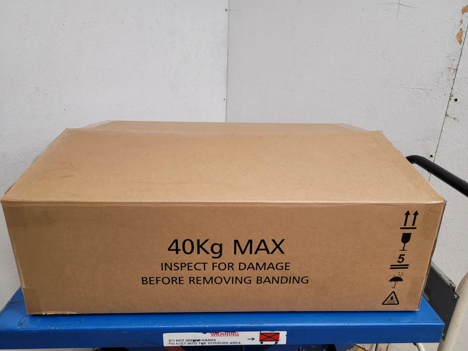 HP SureStor G3 2U12 AC PSU PLATINUM SAS Storage Array SP-3212-E12 3.5" HDD JBOD - Image 2 of 4