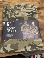 NEW Gap Unisex Adult Embroidered Kangaroo Pocket Soft Fleece Hoodie Size Small