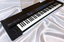 Yamaha KX76 MIDI Master Keyboard Controller 76 Keys Tested Working from japan