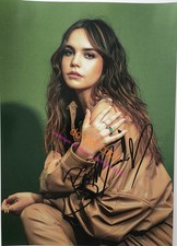 Bailee Madison Autographed signed photo