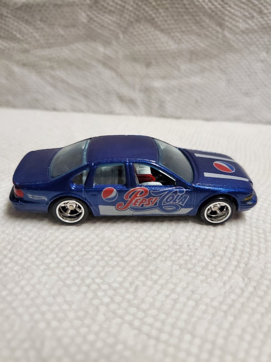 Hot Wheels '96 Chevrolet Impala SS, [bianco] 227/250 Rescue 6/10