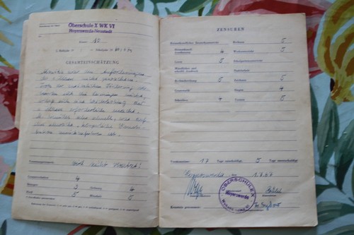 DDR Schule Schulzeugnis 1966 Hoyerswerda polytechnische oberschule papier MG - 第 1/7 張圖片
