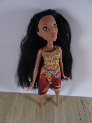 Disney Prinzessin Pocahontas Royal Shimmer Doll Hasbro wie abgebildet (14634)