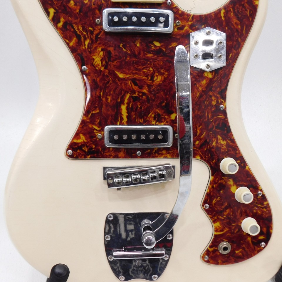 VNTG Kingston Brand White Electric Guitar (Made In Japan/MIJ)(Parts and