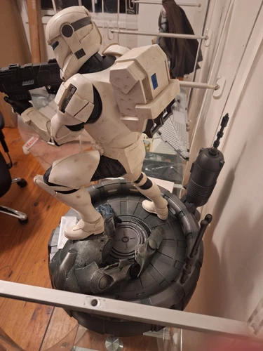 MYC Republic Commando Statue 1/4 Scale - Picture 9 of 12
