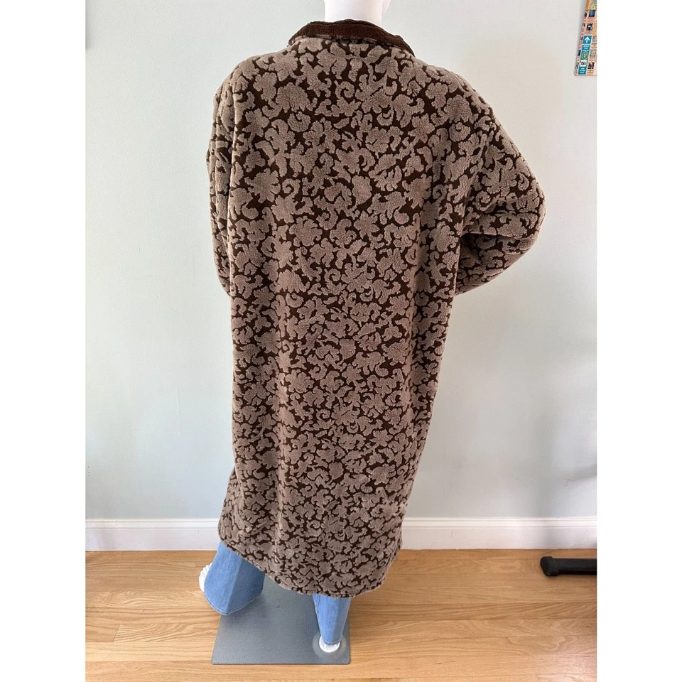 Abrigo marrón reversible vintage Monterey Fashions imitación piel damasco talla grande Foto 4 de 4