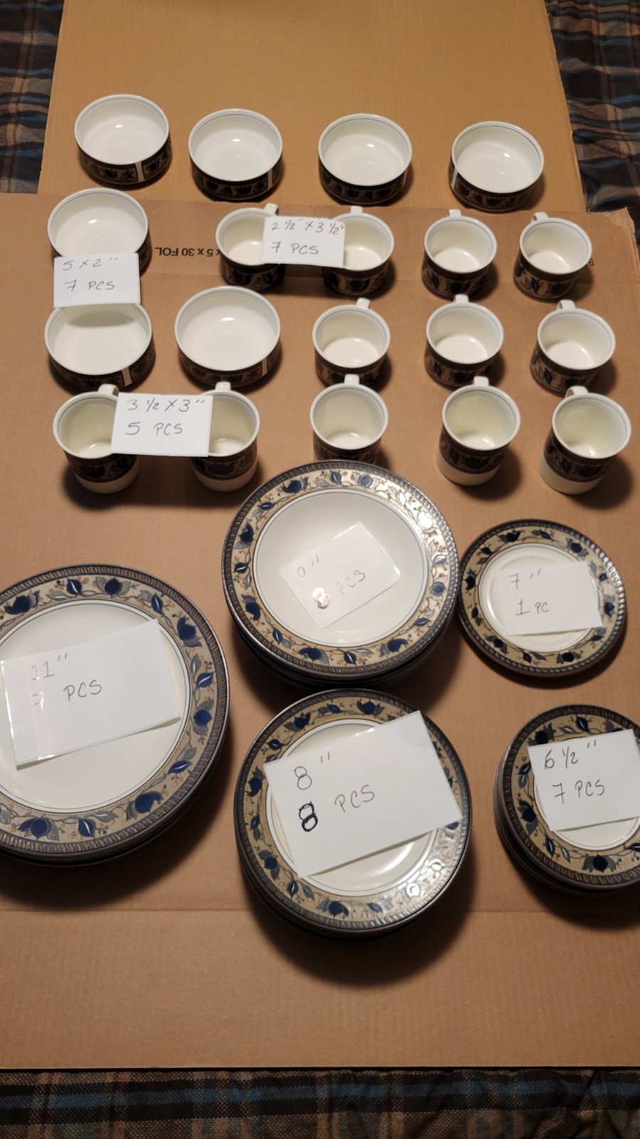 Mikasa Intaglio Caco1 Arabella Vintage Ovenware 50  Piece Di