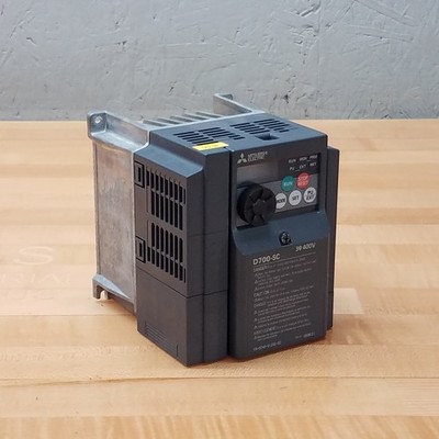 Mitsubishi Electric FR-D740-012SC-EC Inverter, D700-SC, 3PH, 400V, 1.2A - USED
