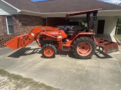 2004 Kubota L3400D Excellent Condition, 4x4, 3rd Function Installed