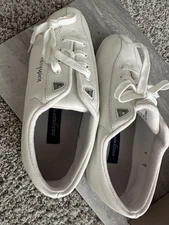 Easy Spirit Women's White AP1 Leather Lace-up Walking Shoe Size 9