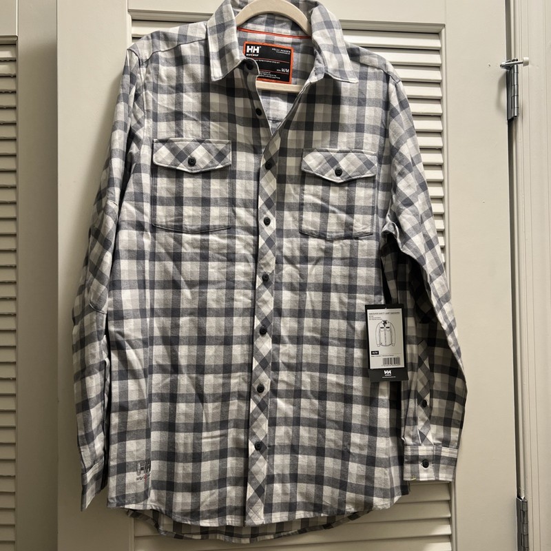 Helly Hansen NWT Gray Plaid Vancouver  Flannel Button Up Shirt Men’s Meduim