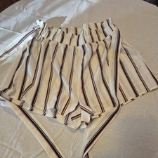 SHEIN Women's Size Medium Wasit Pull On Shorts