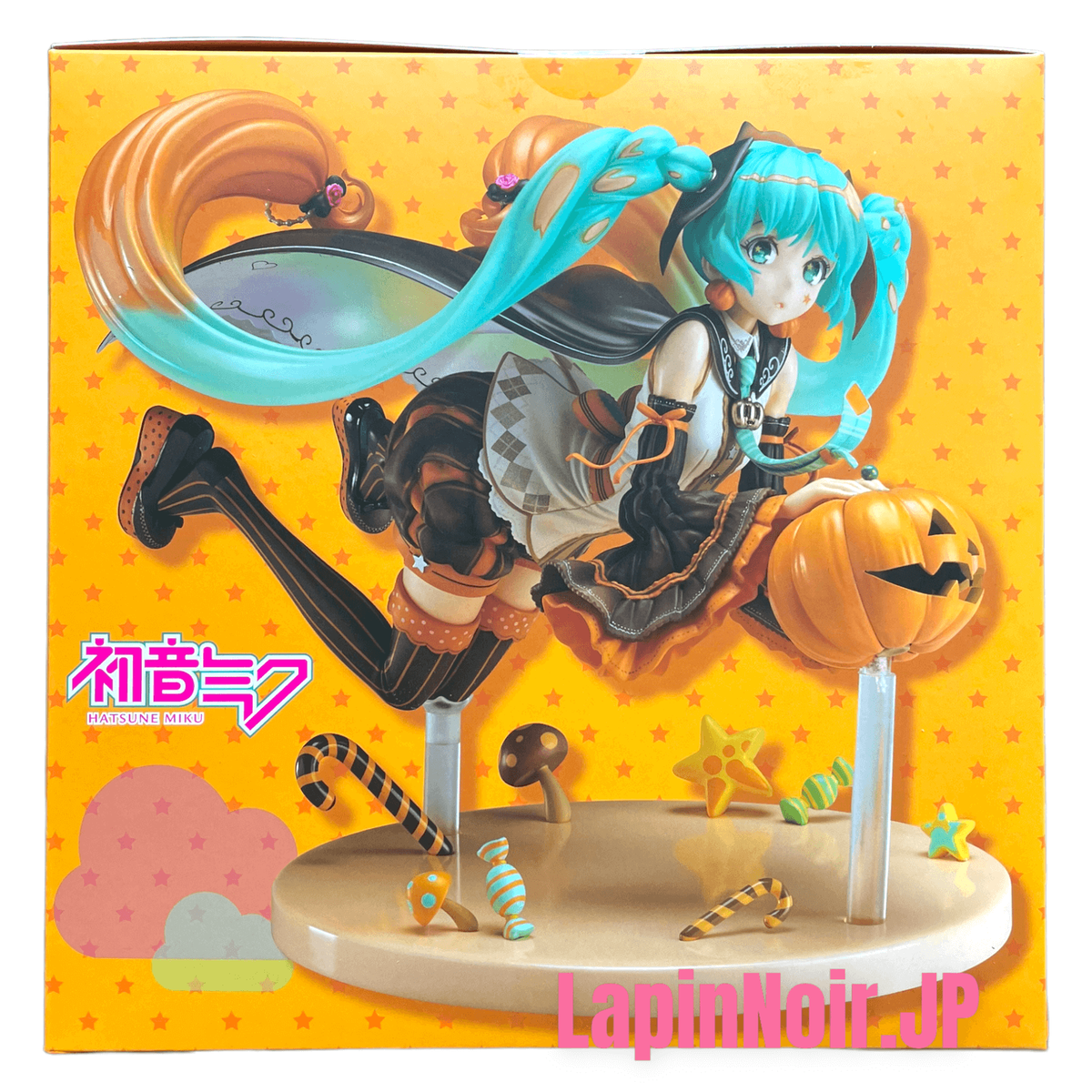 Hatsune Miku figure TRICK or MIKU illustration by Hidari Hatsune Miku figure TRICK or MIKU illustration by Hidari