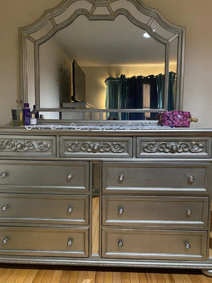 спальный гарнитур queen - Изображение 3 из 4