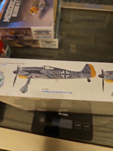 Tamiya #66 1/72 Scale WWII German Focke-Wulf Fw190 A-3 Factory Shrinkwrapped - Picture 3 of 5
