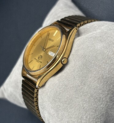 SEIKO SPIRIT DAY DATE Vintage Watch 超美品 Vintage Seiko Gold Round Date/Day Quartz Watch 7N43-8A99 - Special
