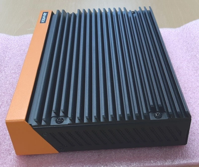 Advantech DS-580 Intel Atom E3950 with NVIDIA GT 1030 / Shipping by eBay GSP - Image 3 of 4