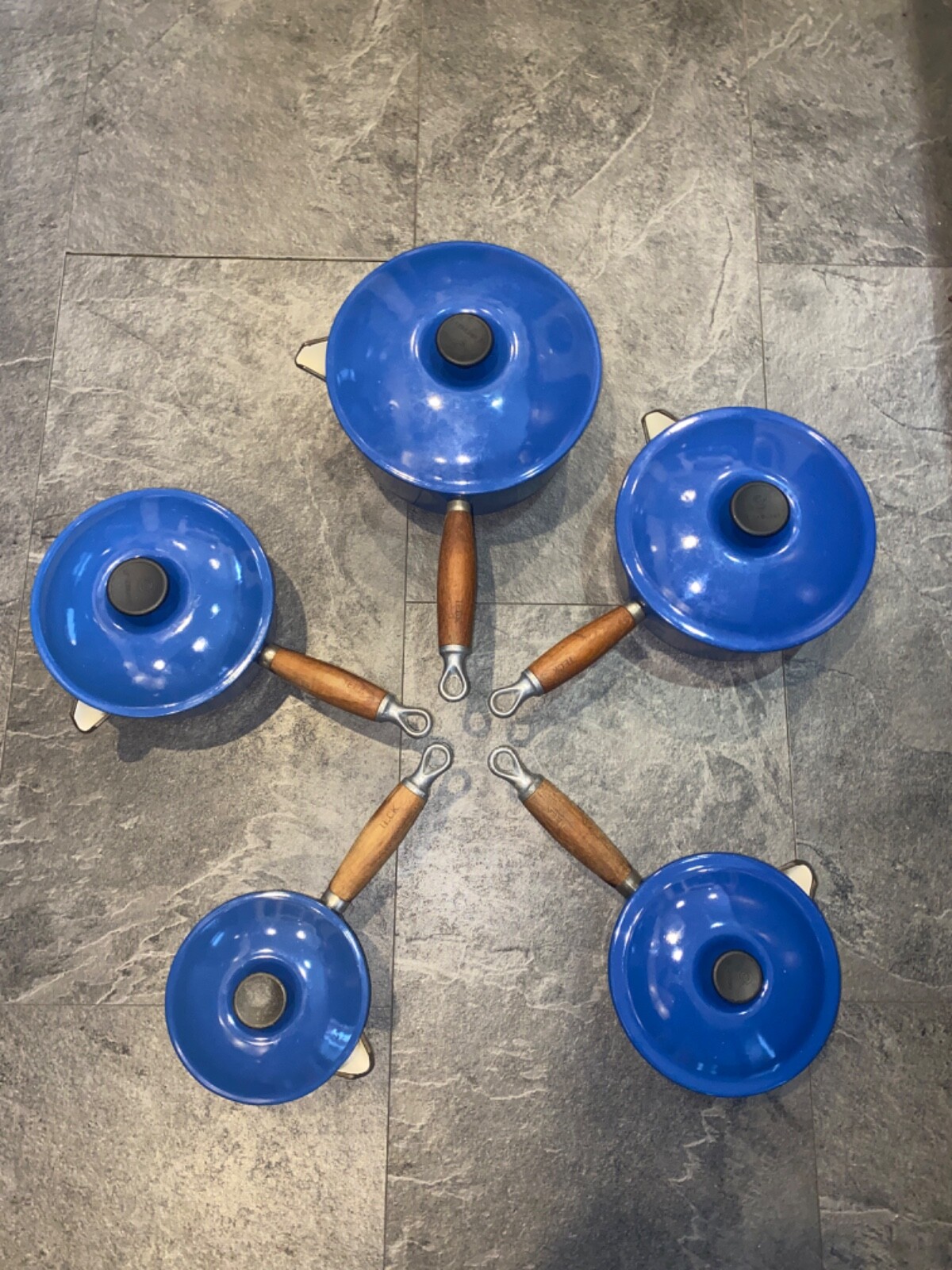 Stunning Set of Le Creuset Blue Saucepans Cast iron pans eBay