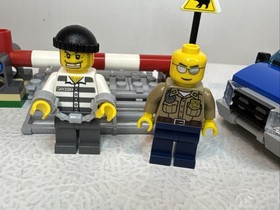 LEGO 4436 - Lego City Patrol Car - Near Complete